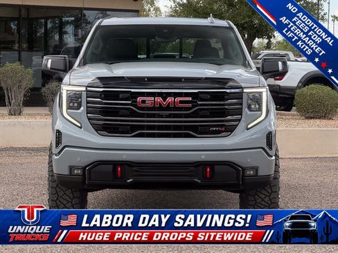 Used 2024 GMC Sierra 1500 AT4 w/ Technology Package AWD/4WD image 2