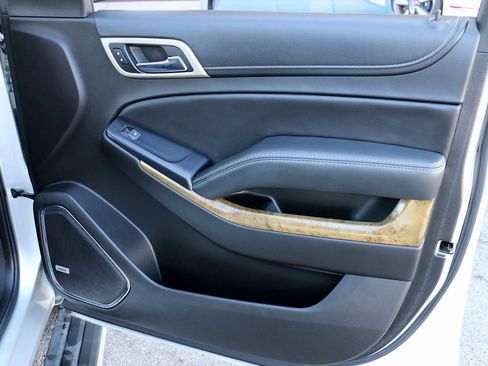 Used 2017 GMC Yukon Denali w/ Open Road Package image 41