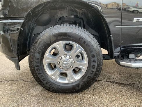 Used 2025 RAM 2500 Big Horn image 33