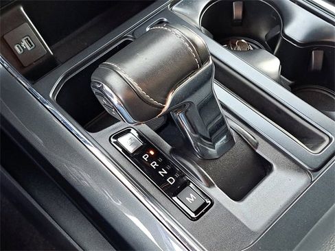 Certified 2022 Ford F150 XLT w/ Equipment Group 302A High image 19