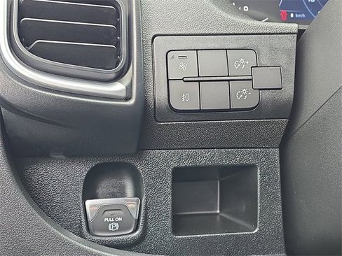 New 2025 RAM ProMaster 3500 w/ Quick Order Package 22G SLT image 24