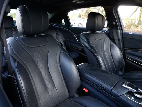 Used 2017 Mercedes-Benz Maybach S 550 4MATIC image 20