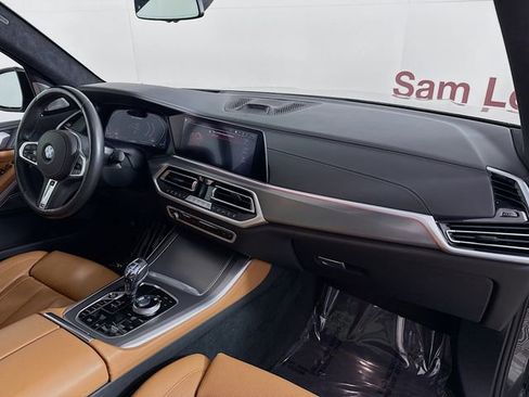 Used 2021 BMW X5 M50i w/ Executive Package image 31