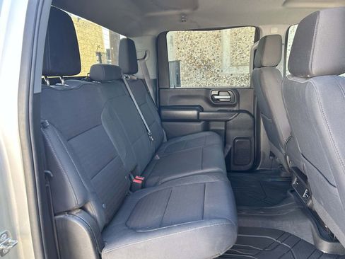 Used 2023 Chevrolet Silverado 2500 Custom w/ Custom Value Package image 13