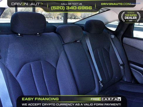 Used 2015 Chrysler 200 Limited w/ Convenience Group image 25