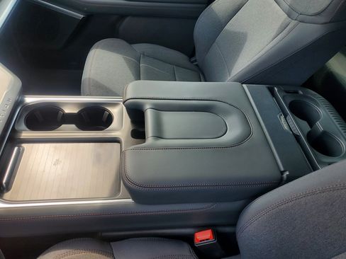 New 2025 Ford Expedition Active AWD/4WD image 38