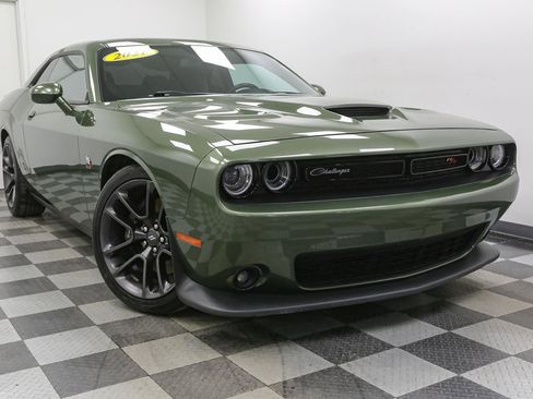 Used 2021 Dodge Challenger R/T Scat Pack w/ Plus Package image 2