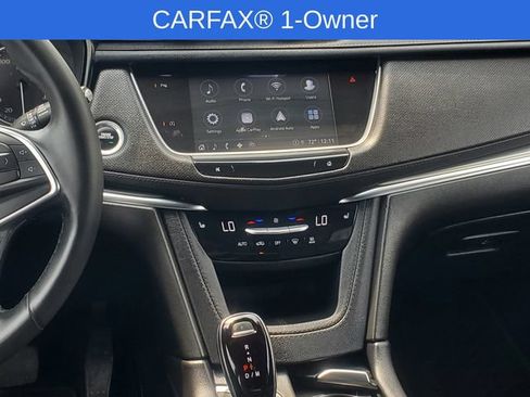 Certified 2024 Cadillac XT5 Luxury w/ LPO, Floor Liner Package AWD/4WD image 23