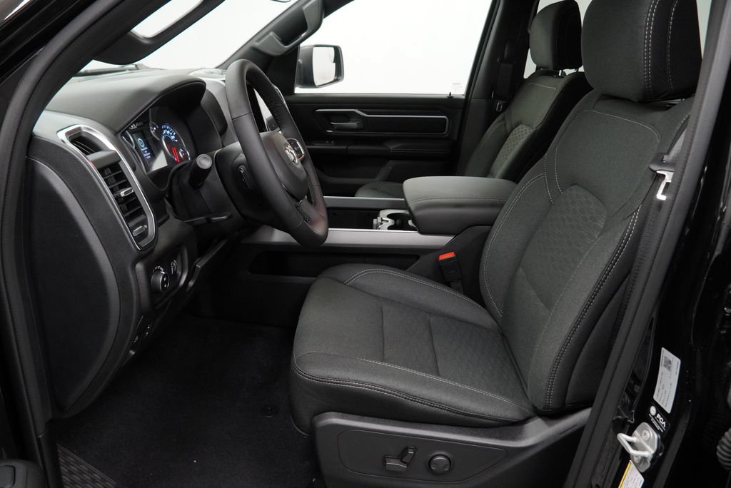 New 2026 RAM 1500 Big Horn AWD/4WD image 15