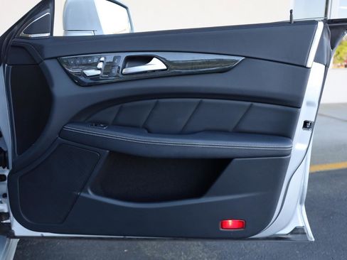 Used 2015 Mercedes-Benz CLS 400 image 22