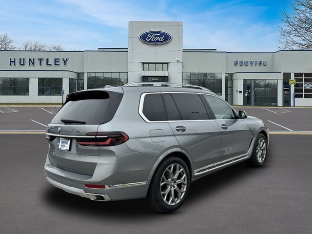 Used 2024 BMW X7 xDrive40i AWD/4WD image 5