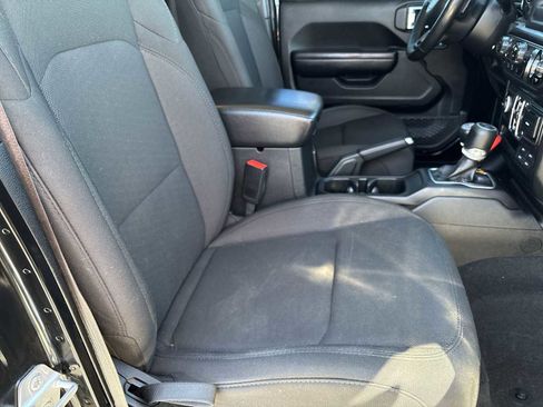 Certified 2020 Jeep Wrangler Unlimited Sport image 18