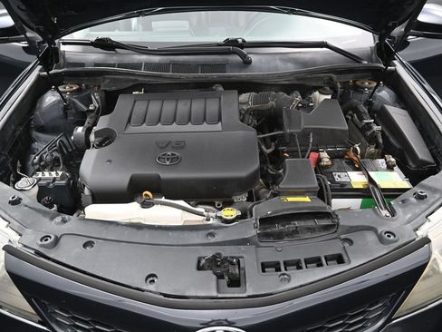 Used 2012 Toyota Camry SE FWD image 34