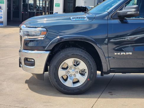 New 2026 RAM 1500 4x4 Crew Cab image 10