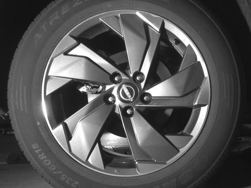 Used 2025 Nissan Rogue SV image 15