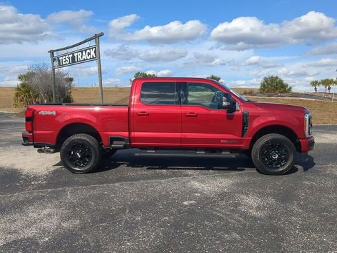 New 2026 Ford F250 Lariat w/ Black Appearance Package image 4