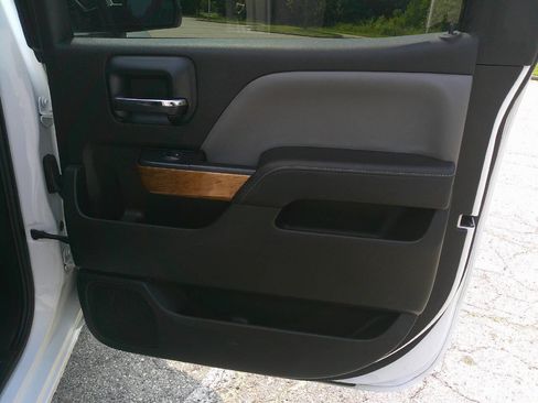 Used 2014 Chevrolet Silverado 1500 LTZ w/ LTZ Plus Package image 19