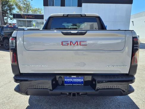 New 2026 GMC Sierra EV Elevation AWD/4WD image 9