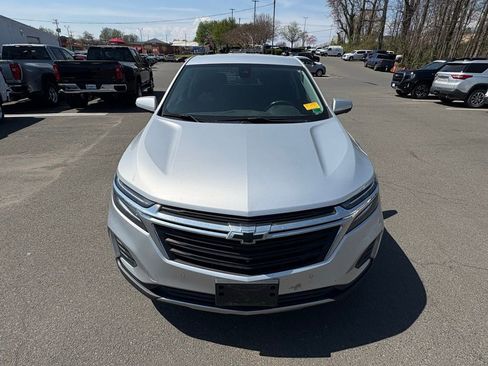 Used 2022 Chevrolet Equinox LT image 4