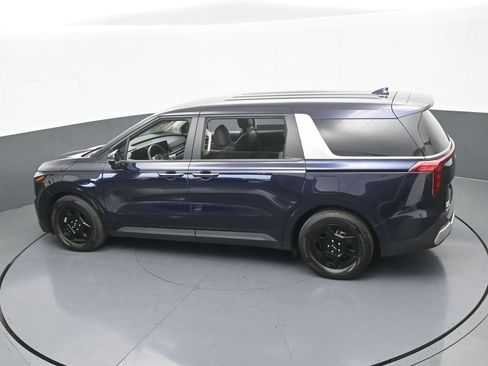 Used 2025 Kia Carnival image 52