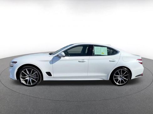 Used 2025 Genesis G70 2.5T image 10