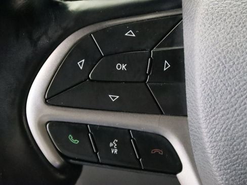 Used 2020 Jeep Grand Cherokee Limited X image 16