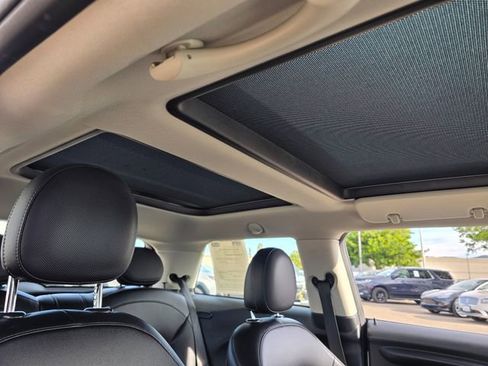 Used 2018 MINI Cooper 2-Door Hardtop w/ Cold Weather Package image 12