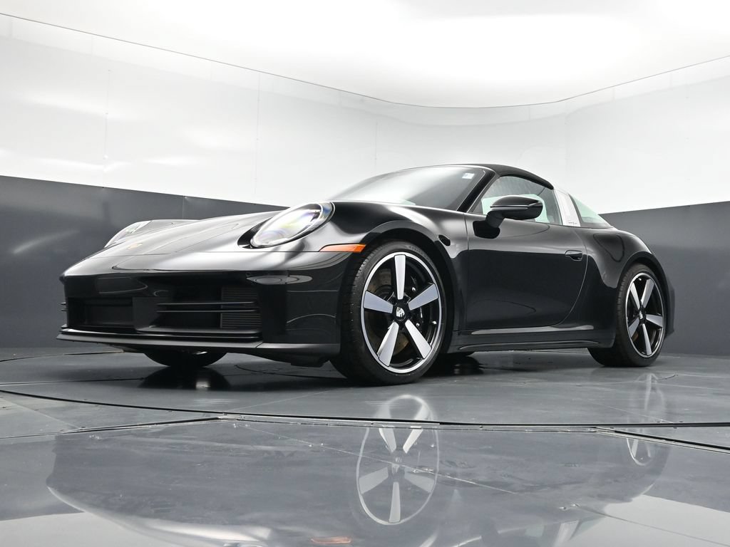 Certified 2026 Porsche 911 Targa 4S AWD/4WD image 25