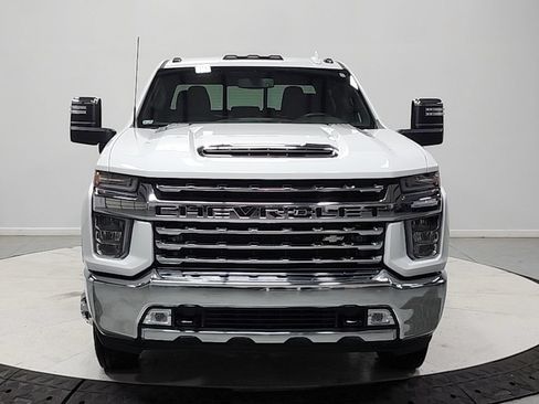 Used 2023 Chevrolet Silverado 3500 LTZ w/ LTZ Convenience Package AWD/4WD image 2