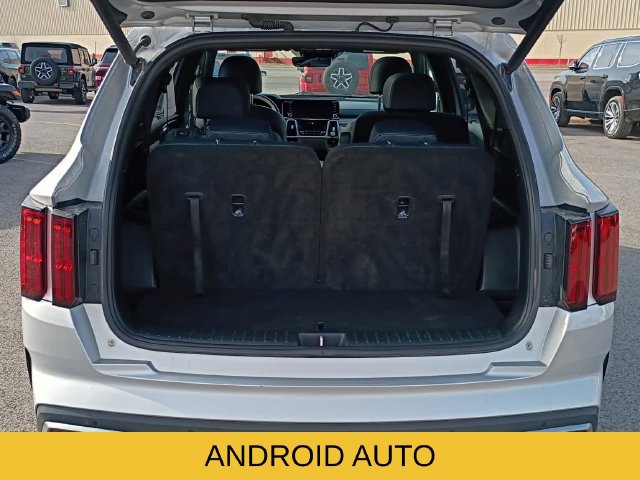 Used 2023 Kia Sorento SX Prestige w/ Panoramic Sunroof Package AWD/4WD image 7