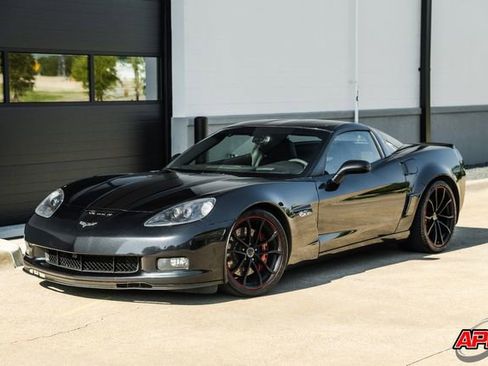 Used 2012 Chevrolet Corvette Z06 w/ 3LZ Preferred Equipment Group image 5