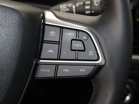 Used 2025 Toyota Grand Highlander Limited image 42