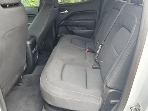 Used 2019 Chevrolet Colorado LT image 4