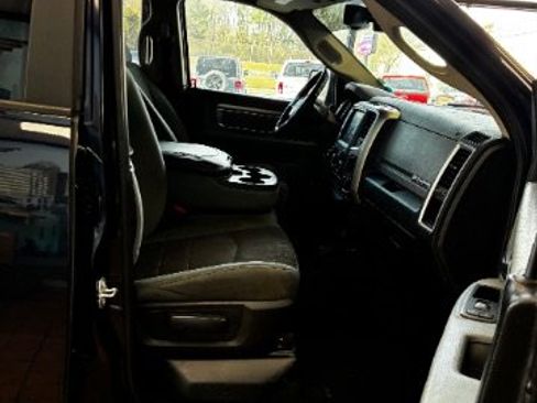 Used 2018 RAM 1500 Big Horn image 26