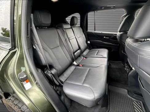 Used 2025 Lexus LX 700h Overtrail AWD/4WD image 25