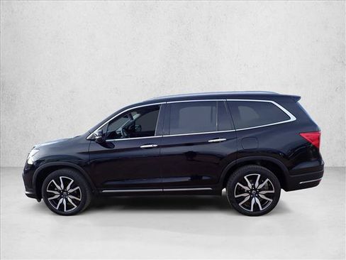 Used 2021 Honda Pilot Touring image 2