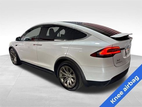 Used 2016 Tesla Model X 60D AWD/4WD image 7