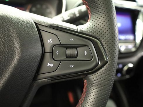 Used 2023 Chevrolet TrailBlazer RS w/ Sun and Liftgate Package image 26