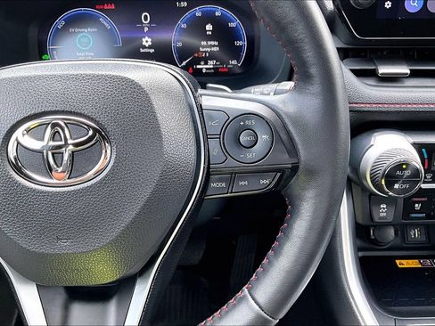 Used 2024 Toyota RAV4 XSE w/ Premium Package AWD/4WD image 28