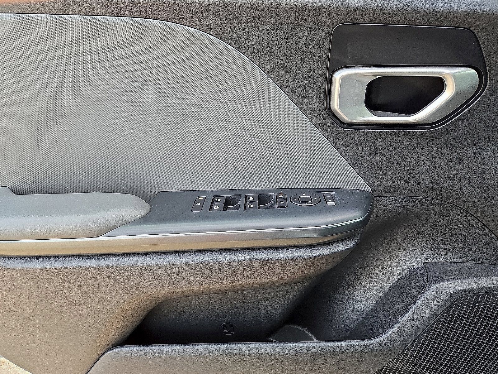 Used 2025 Kia K4 FWD image 20