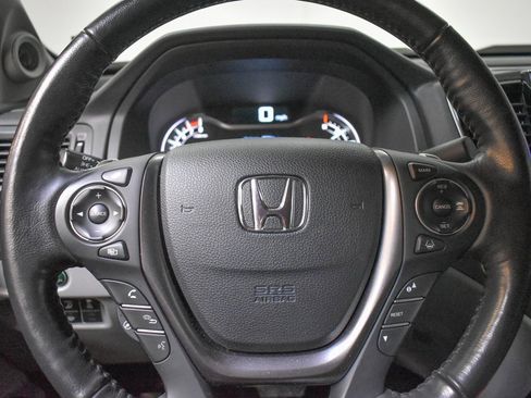 Used 2023 Honda Ridgeline RTL-E image 12