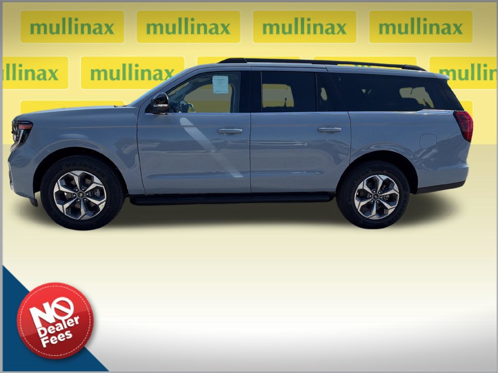New 2027 Ford Expedition Max Active RWD image 2