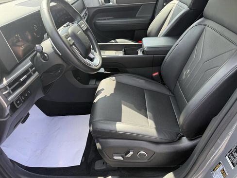 Used 2024 Hyundai Santa Fe SEL image 26