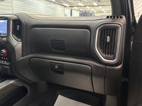 Used 2022 Chevrolet Silverado 2500 LTZ w/ LTZ Plus Package AWD/4WD image 31