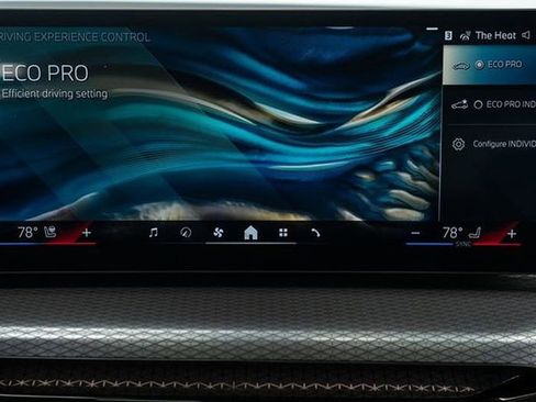 Used 2025 BMW 330i xDrive  w/ M-Sport Package image 24