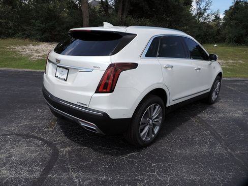 New 2026 Cadillac XT5 Premium Luxury w/ Driver Assist Package FWD image 5