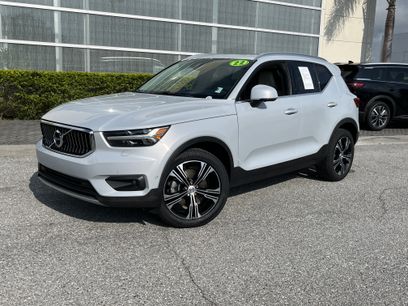 Used 2022 Volvo XC40 T5 Inscription w/ Advanced Package