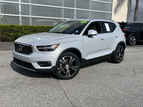 Used 2022 Volvo XC40 T5 Inscription w/ Advanced Package AWD/4WD image 1