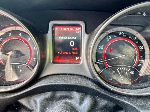 Used 2020 Dodge Journey Crossroad FWD image 21