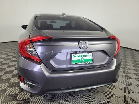 Used 2017 Honda Civic EX image 6